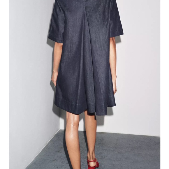 Elegant Black Denim Dress - Picture 6 of 12